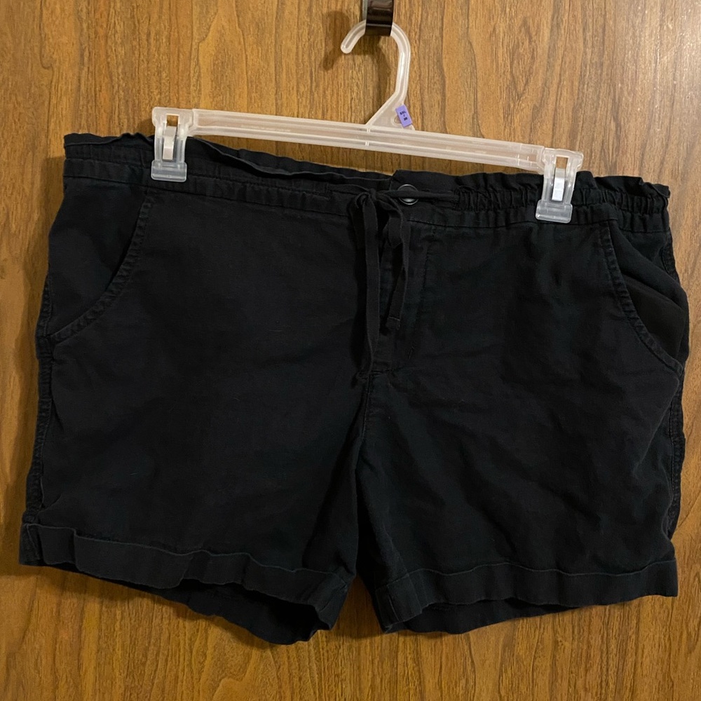 Black Linen Shorts